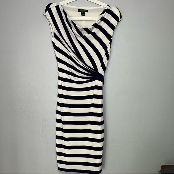 LAUREN RALPH LAUREN SLEEVELESS BLUE /IVORY STRIPED WOMENS DRESS WITH BELT -4 P - Picture 2 of 13